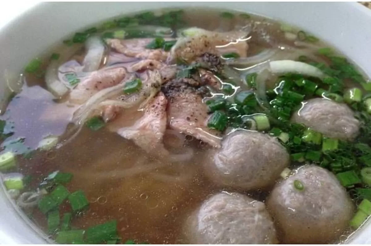 Fish Ball Pak Parno: The Ocean's Flavor That Tempts Your Taste Buds in Cilacap