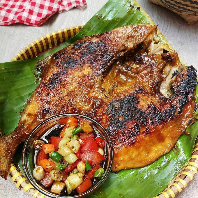 Fish Ball Pak Parno: The Ocean's Delight in Lapang Krida